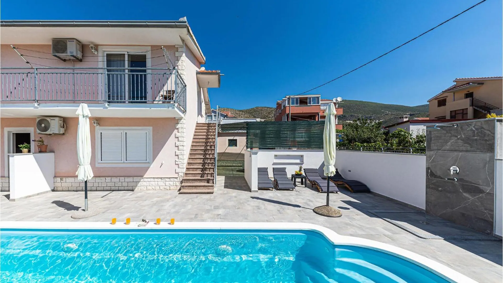 Stunning Apartment In Plano With House Sea View 0*,  Croatia