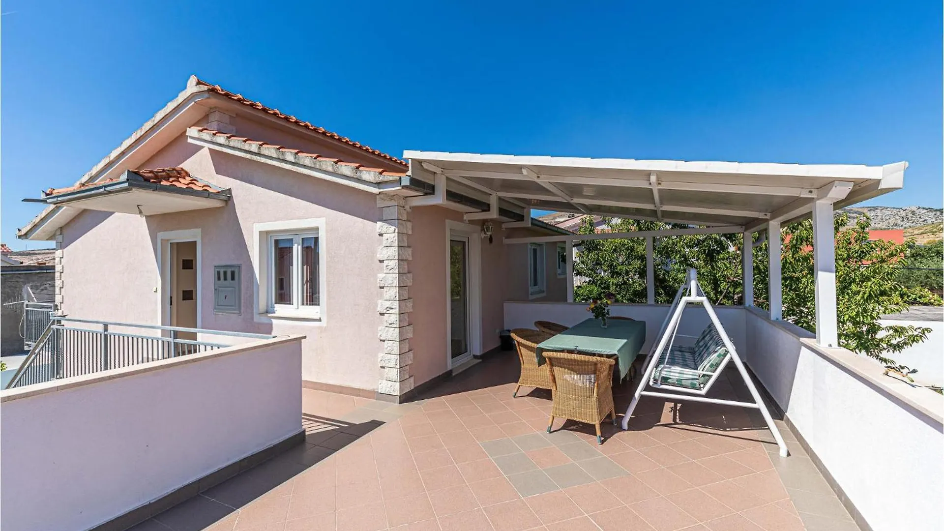 Stunning Apartment In Plano With House Sea View 0*,